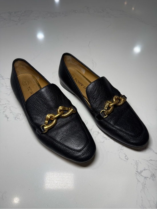 Tory Burch Shoes - Tory Burch Black Leather Chain-Trim Loafers